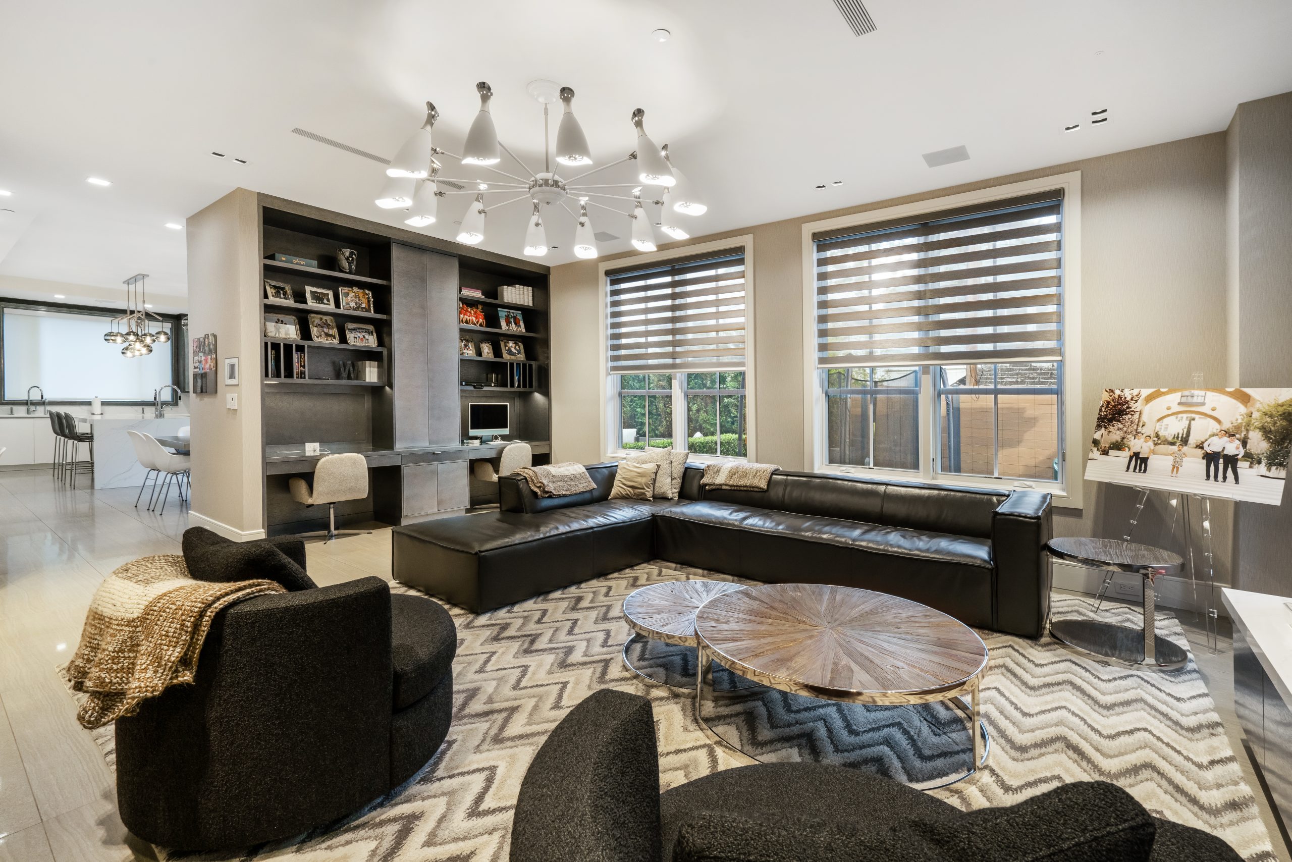 Platinum Construction - Living Room - Platinum Construction